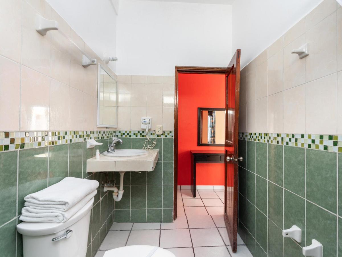 Hotel Costa Azul Chetumal Zewnętrze zdjęcie